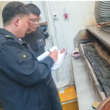 县城管执法局持续开展餐饮油烟治理行动