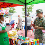 龙舟赛现场 征兵宣传也“热”起来了