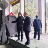 迎战寒潮丨泸溪城管：以雪为令筑防线 严寒守护城市安