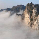 冬日辛女峰：云瀑奔流下沅江