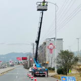 县住建局：泸溪路灯升级改造 节能降耗更“智慧”
