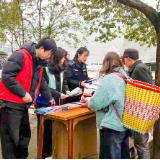 石榴坪司法所开展大学生春节送法下乡活动