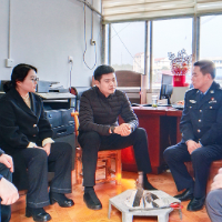 贺立到乡镇、景区走访慰问一线值守人员、调研假期安全稳定工作