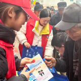 白羊溪乡：送法下乡赶大集 法治护航暖新春