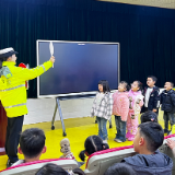 泸溪交管：萌娃学交规 安全伴成长