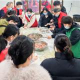 学雷锋·文明实践我行动丨洗溪镇开展“情暖桑榆”关爱老人活动 绘就“一老一小”幸福底色