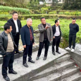 解放岩乡:抓实清明防汛关键期 筑牢铁路护路安全线