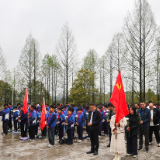 赓续英烈精神 争做时代新人——泸溪县思源学校开展清明祭英烈主题活动