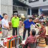 洗溪镇重拳整治齐门经营 规范集市秩序焕新颜
