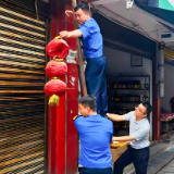 泸溪县城管局开展浦市古镇老街“换颜”守安全行动