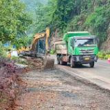 泸溪公路:X004线辛女溪路段车道扩宽 防汛保畅再加码