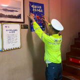 县交警大队深入餐饮场所开展酒驾警示宣传