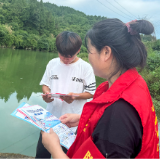 泸溪县小章乡“执委妈妈”筑牢暑期防溺水安全屏障