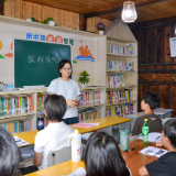 暑假“三下乡”丨湖南师大实践团走进泸溪开展“两弹一星”精神科普课堂