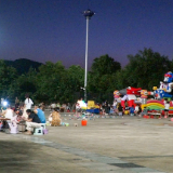 灯火璀璨辛女广场 泸溪市民乐享夏夜