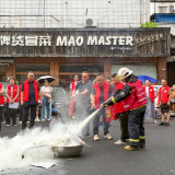 县文旅广电局联合多部门深入育才网格开展消防应急演练