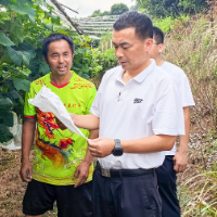 符家波以“四不两直”方式督导乡村振兴和常态化帮扶工作
