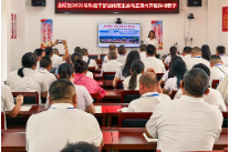 永顺县科级干部进修班走进马王溪村开展异地教学
