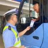 泸溪交管：节前排查保平安 筑牢双节交通安全防线