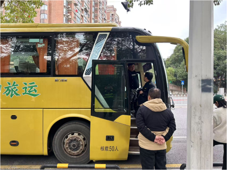 天心执法大队护航“我的韶山行” 三重举措筑牢红色活动安全屏障