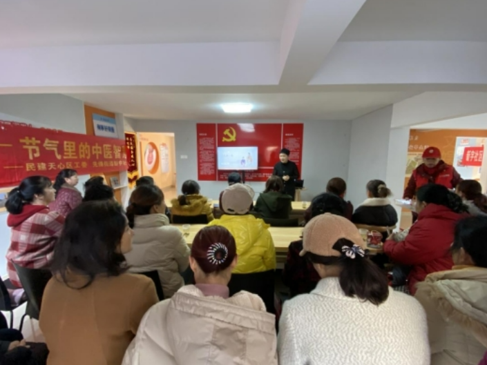 “新连心”便民服务 温暖银龄老人心