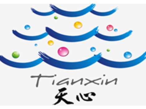 寒冬送暖显担当 商会慰问暖民心