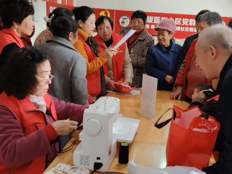 志愿服务双向奔赴  尚双塘里暖意浓