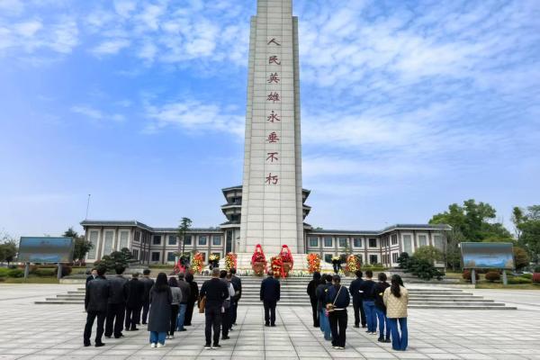 微信图片_20250402163407 - 副本(1).jpg