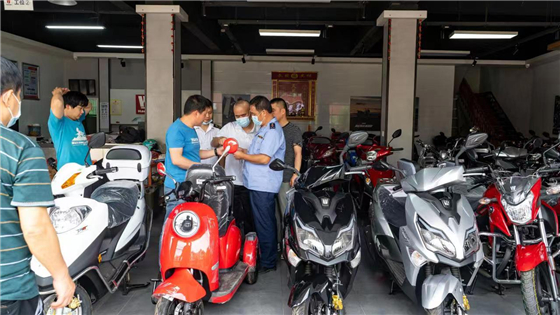 图片18.jpg 图片18.jpg