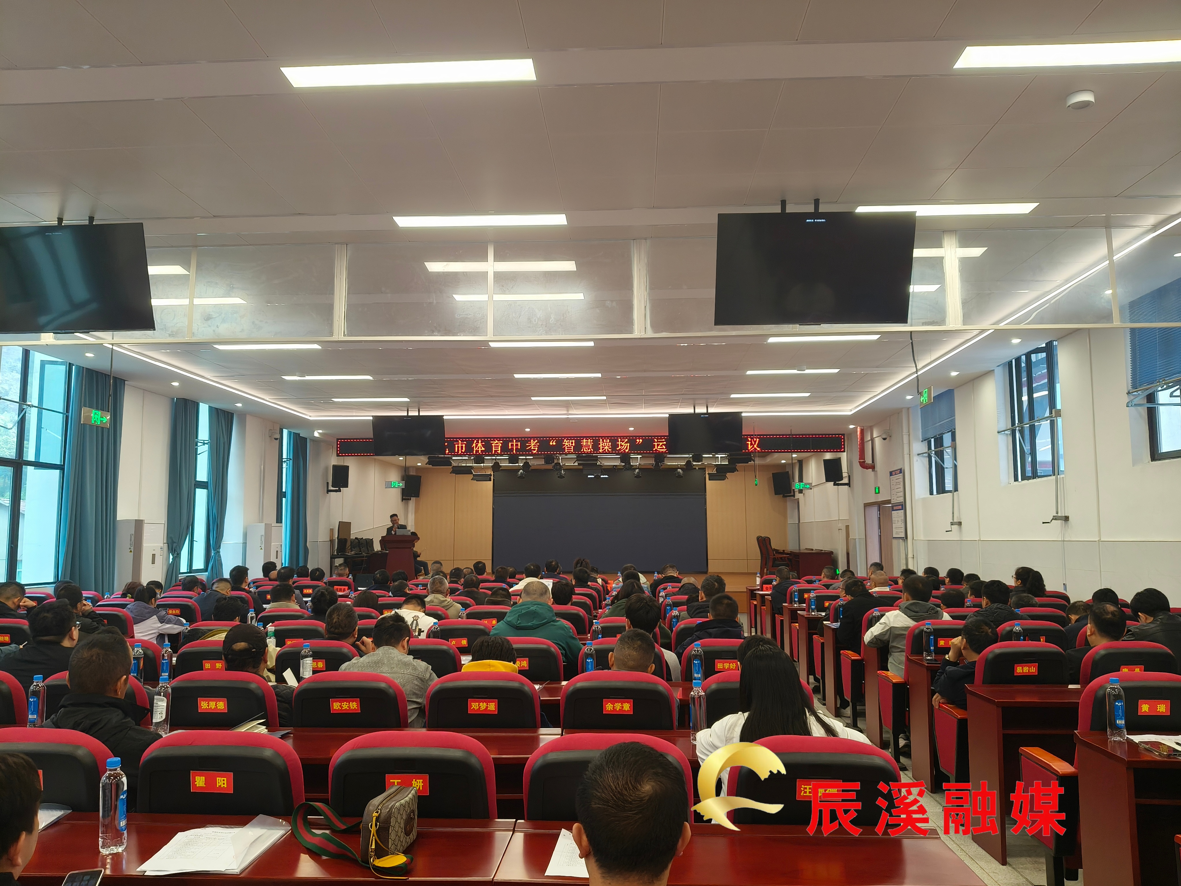 微信图片_20251031120017_173_140 (1).jpg