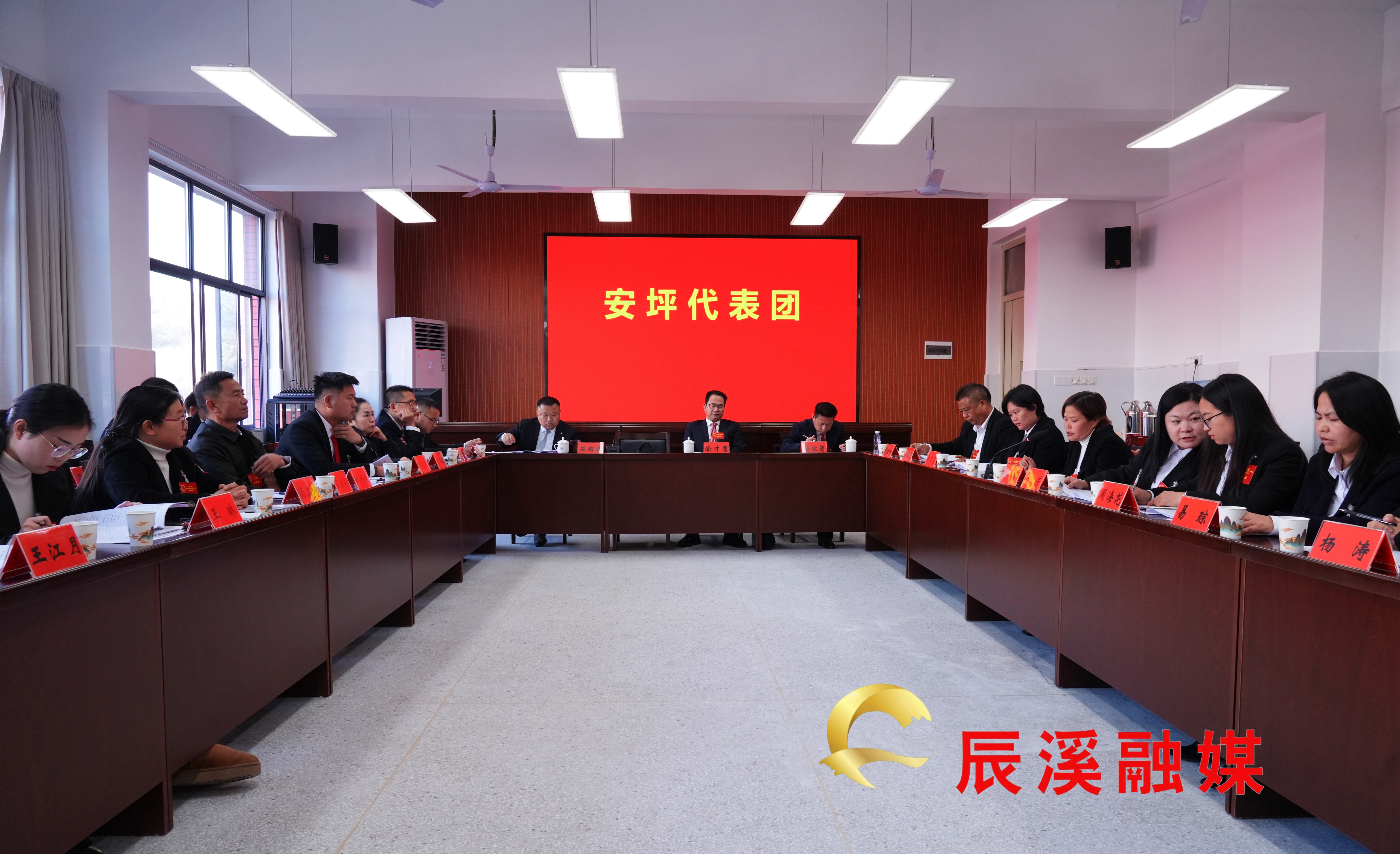 图片2.jpg 图片2.jpg