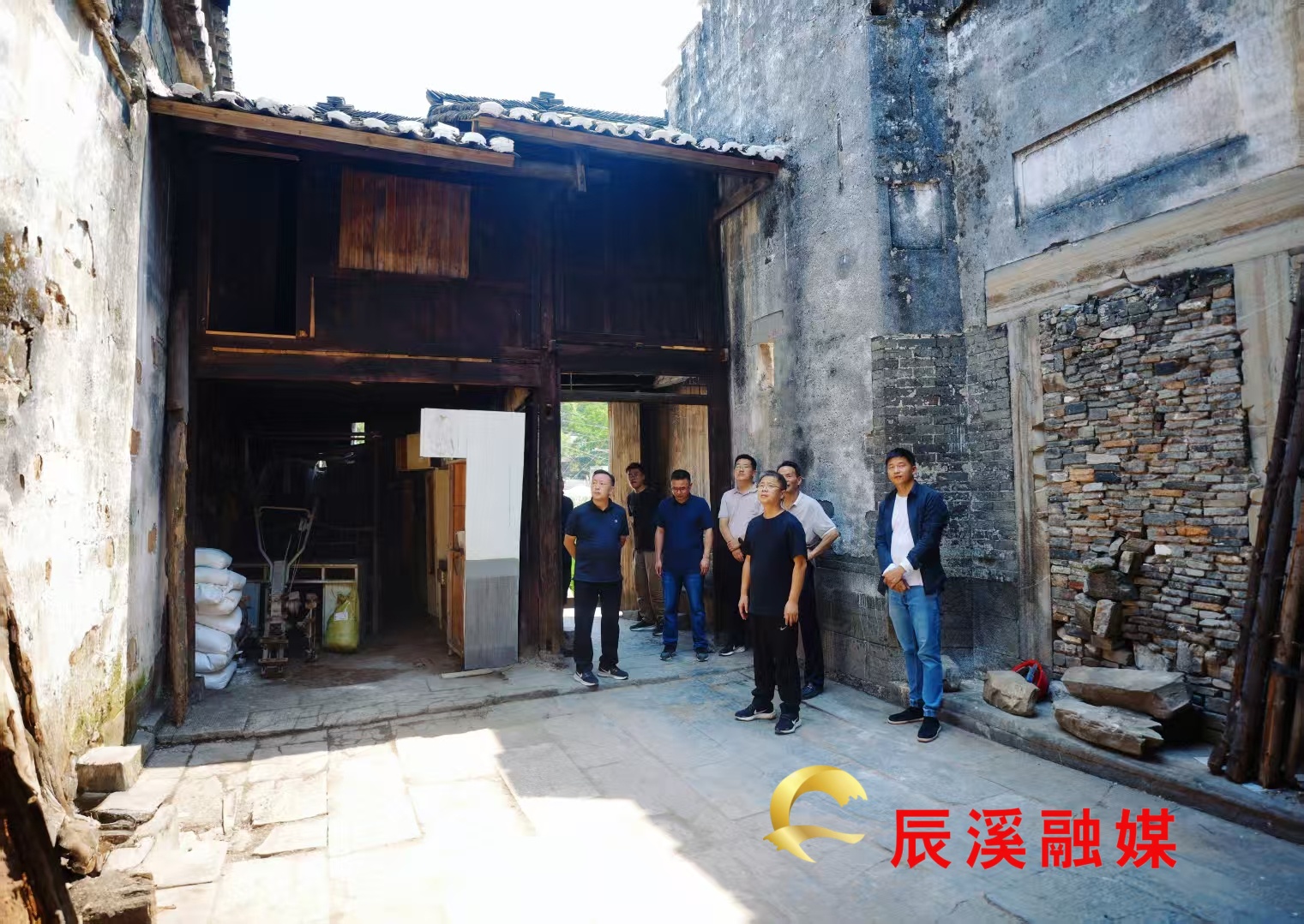 微信图片_20250720234723_2134.jpg