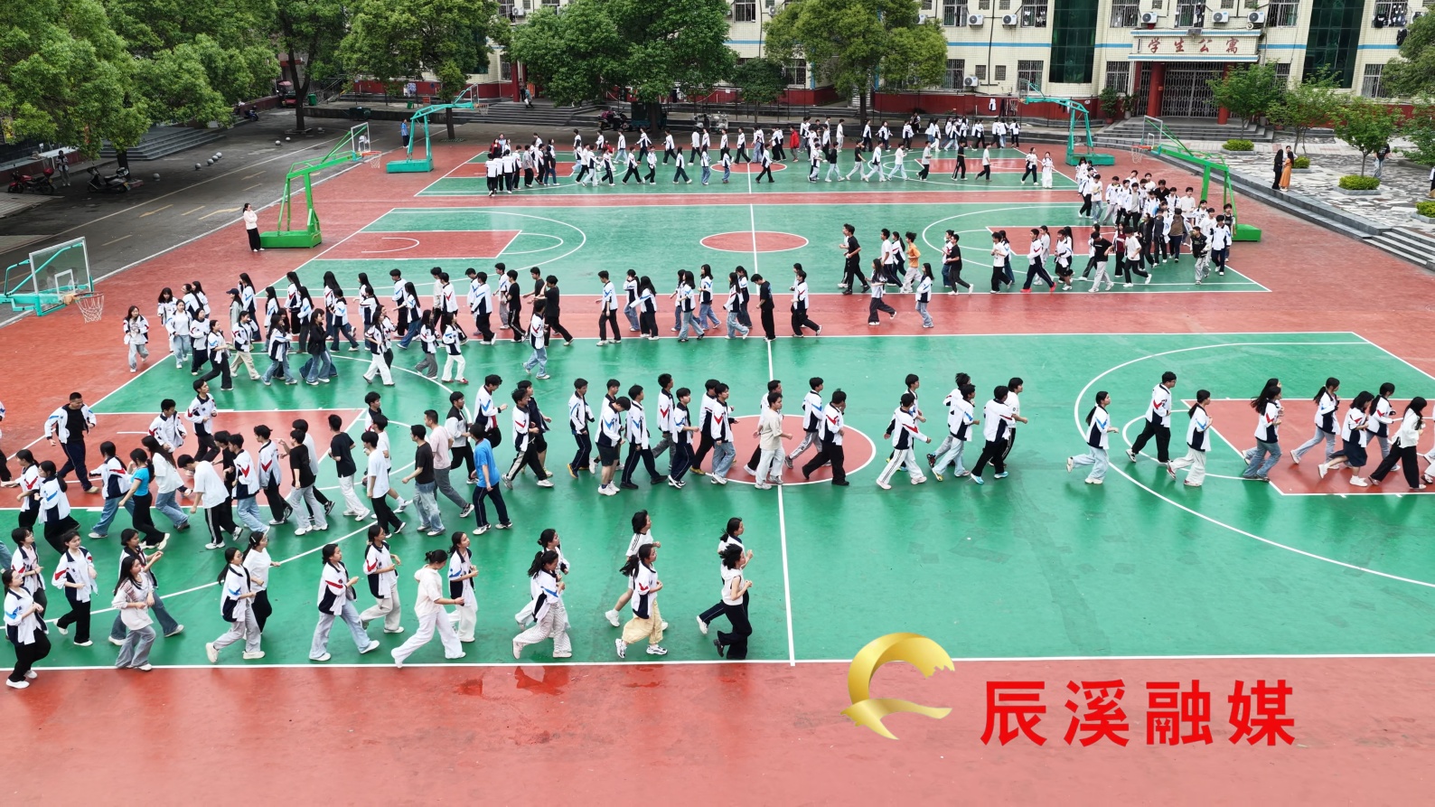 图片2.jpg 图片2.jpg
