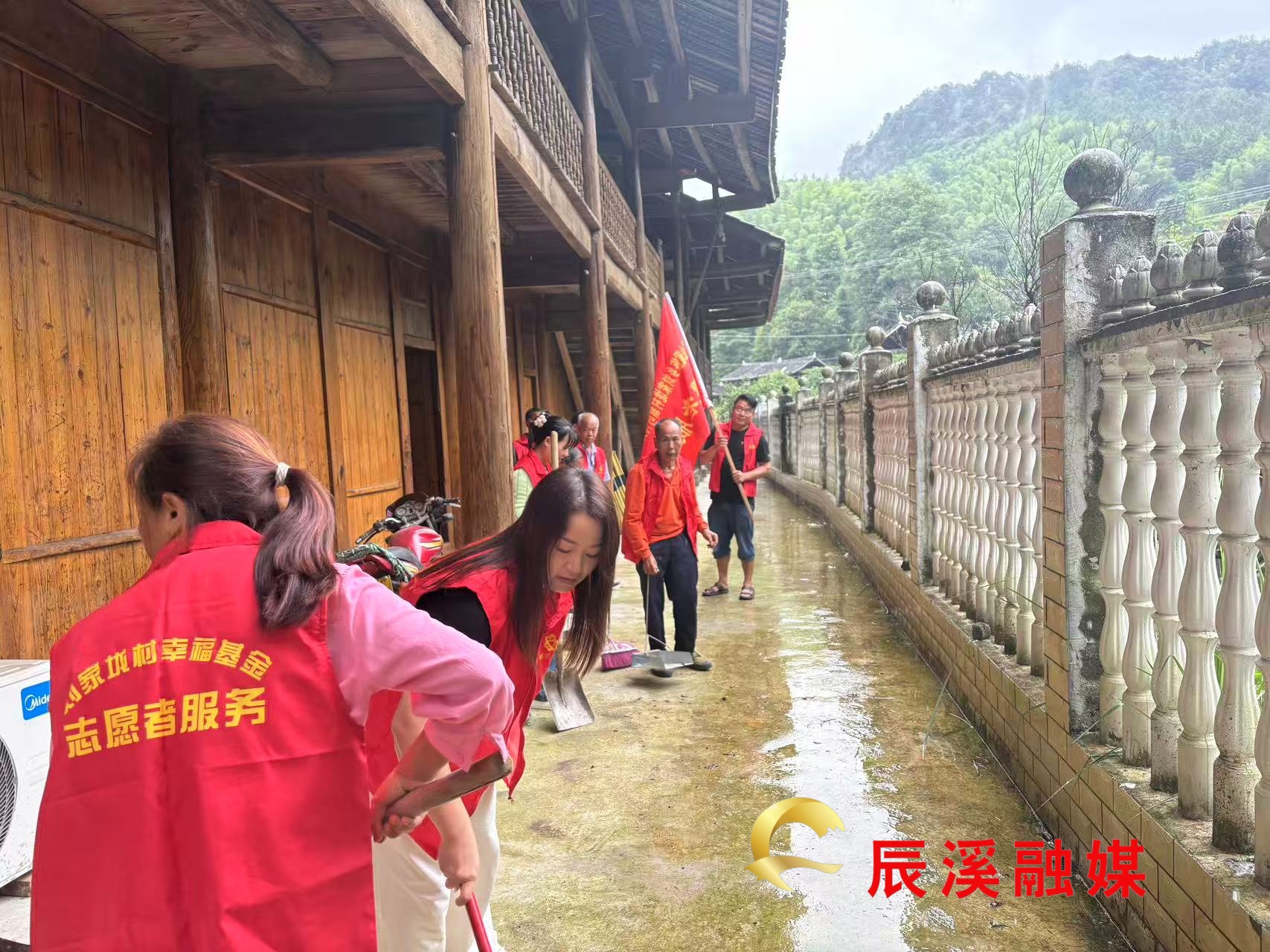 图片2.jpg 图片2.jpg