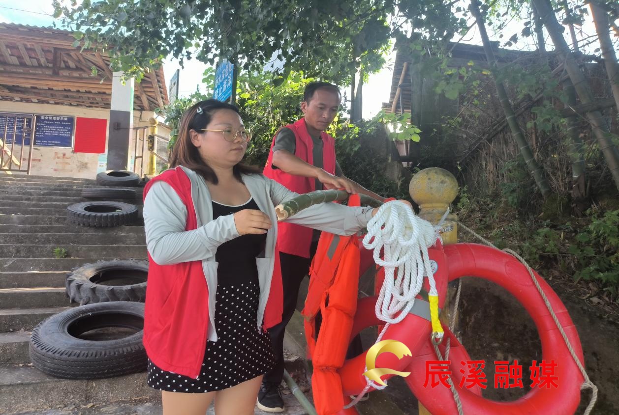 图片2.jpg 图片2.jpg