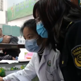 市场监管：专项检查药品和医疗器械
