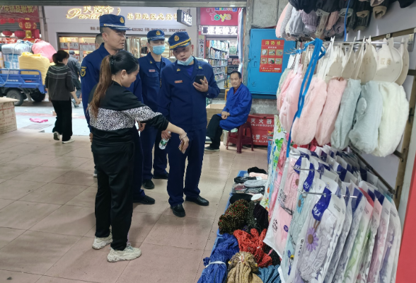 区消防救援大队开展打通“生命通道”专项整治行动