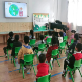 小手拉大手 垃圾分类我先行