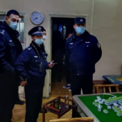 五里牌街道：开展整治麻将馆突击行动