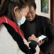 “扫楼”行动不停歇 疫情防控不放松