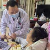 家庭医生“送医上门”,助力疫情防控