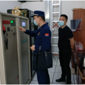 区消防救援大队深入高层公共建筑开展消防检查及宣传