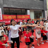 四化建社区:“我运动 我健康 我快乐”亲子主题活动