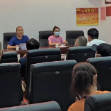 普及垃圾分类知识 做低碳生活先行者