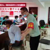 义诊进社区  便民暖人心