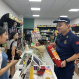 区消防救援大队深入“洞庭渔火节”现场开展消防巡查指导