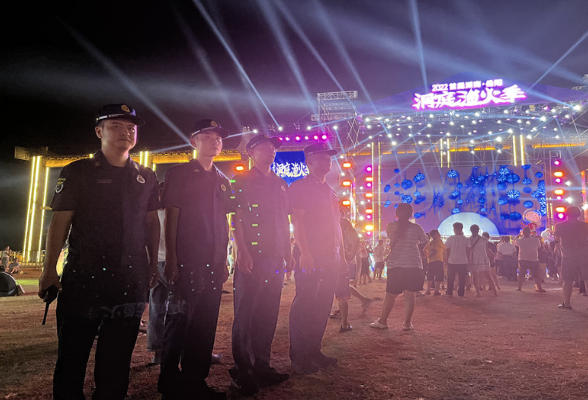区消防救援大队持续为“洞庭渔火节”消防安保保驾护航