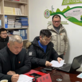 以课促学为党员“充电加油”