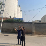 缆线掉落大隐患  社区解决大点赞