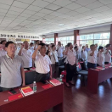 东茅岭街道年丰巷社区召开 “庆七一”党员大会